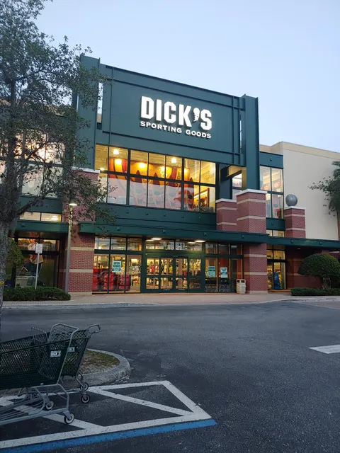 DICK'S Sporting Goods
