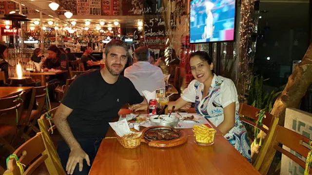 Garagem comes e bebes