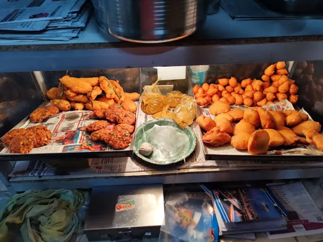 Sri Vinayaka Tiffin Centre