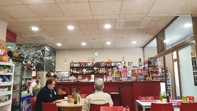 Cafè del Poble Montmaneu i càtering by Olga Rovira