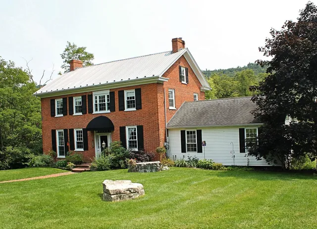 Limestone Inn Bed & Breakfast