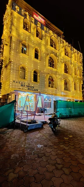 Hotel Madhur Milan