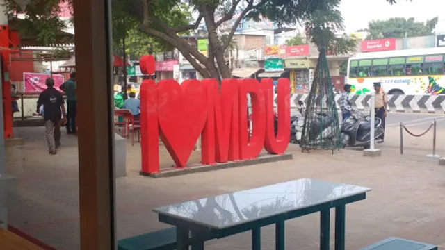 Puppy's Bakery | Desserts | Birthday Cakes | Pizza | Burger | Shakes | Madurai