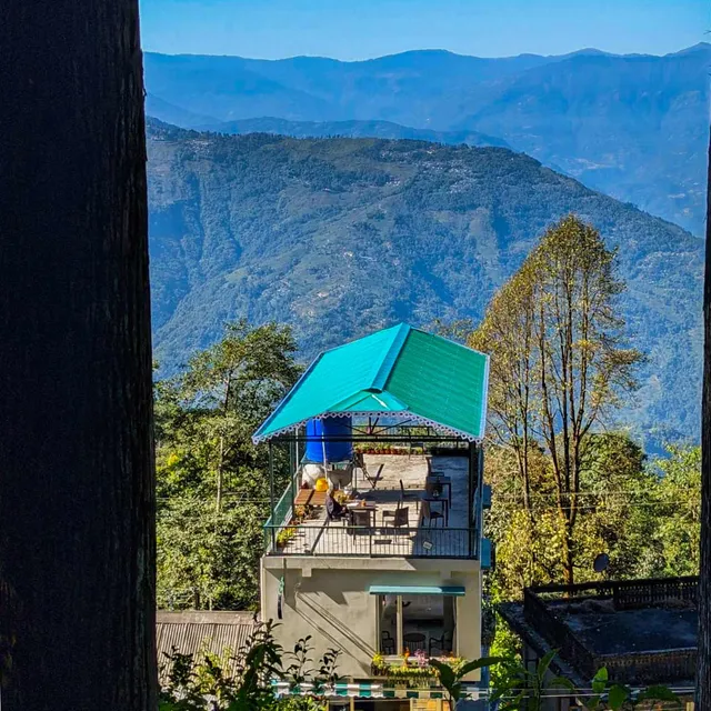 Lamahatta- The Oak Retreat