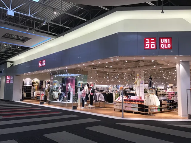 UNIQLO Vaughan Mills