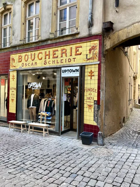 Uptown Store / Carhartt