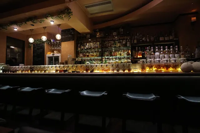 BAR フルールドゥリス