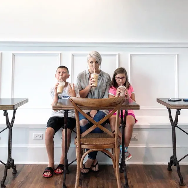 The Grounds Coffeehouse