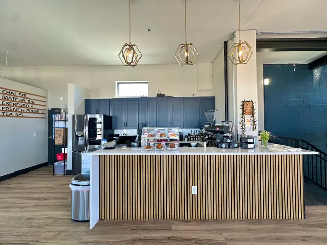 Happy Crew Coffee House