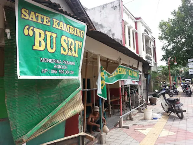 Sate Kambing "Bu Sri"