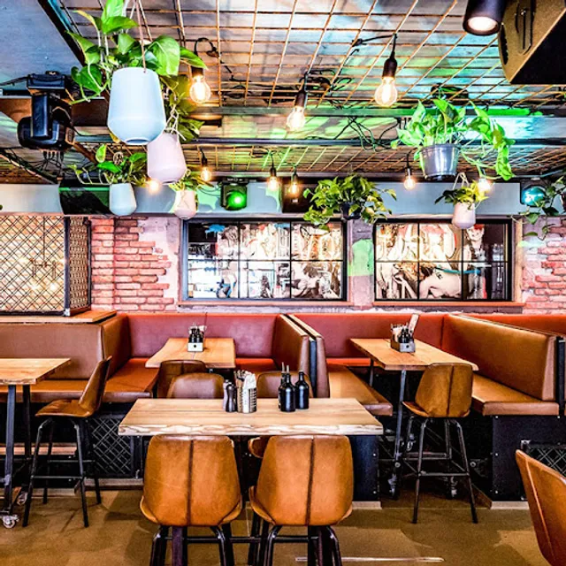 LÜ - Burger & Grill