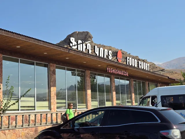 Food Court Yeghegnadzor