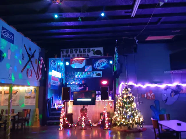 Turtles Bar & Grill