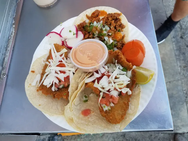 Mariscos Guillen La Playita