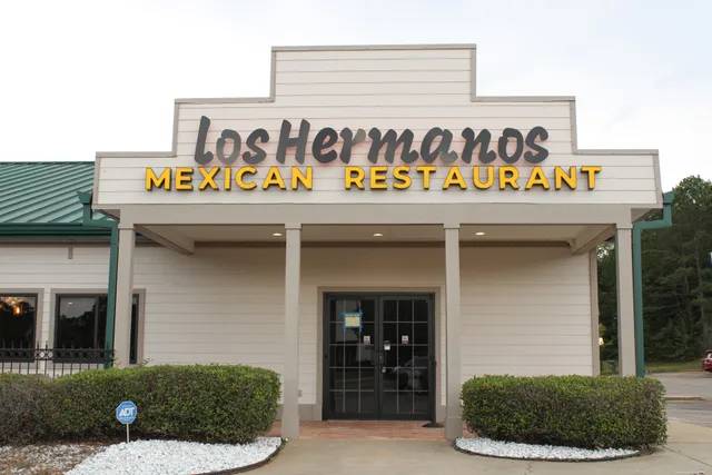 Los Hermanos Mexican Restaurant