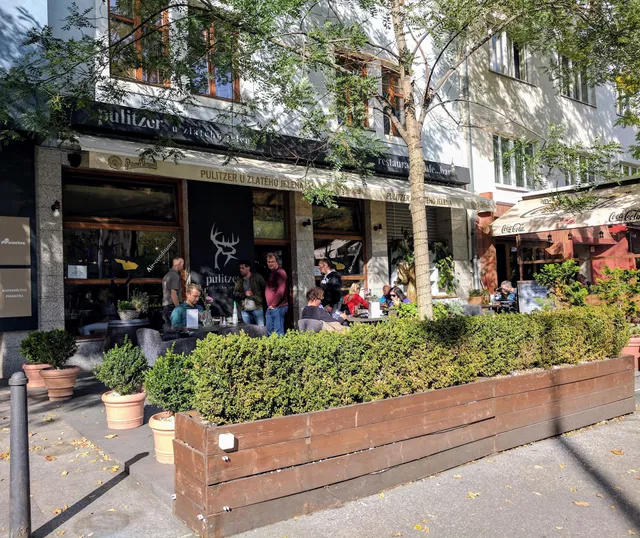 Pulitzer U zlatého jeleňa