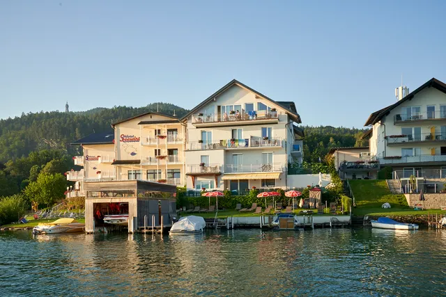 Appartements am See by Markus Lex