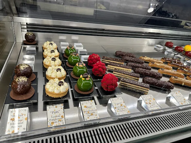 Mynt Cocktail Lounge