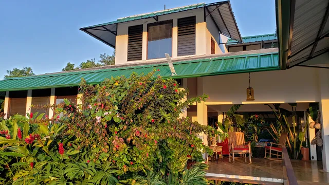 El Hotelito at The Rainforest Experience Farm