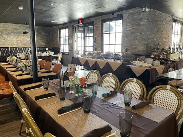 Parmiss Mediterranean Restaurant & Bar