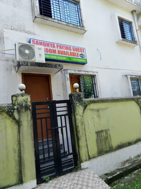 Sandhya Paying Guest House