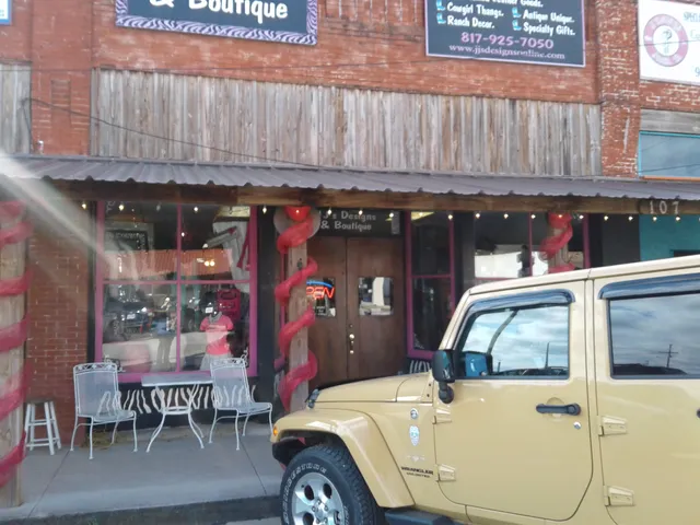 J J's Designs & Boutique