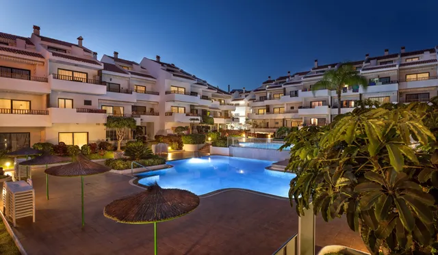 HG Cristian Sur Apartments