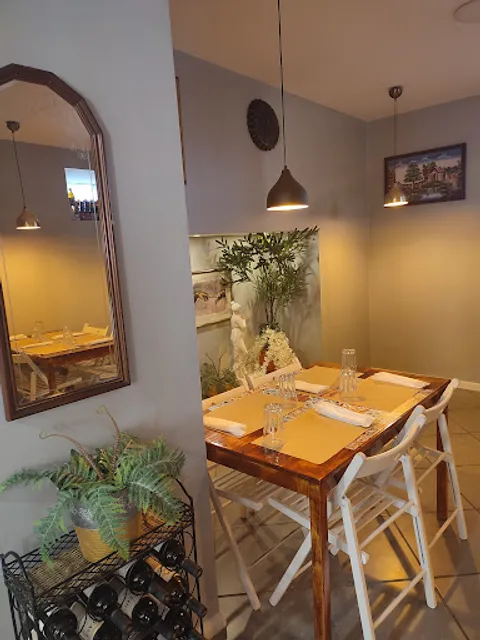 Raiz, Restaurante & Snacks Bar