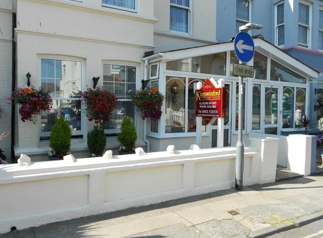 Kingswinford Guest House