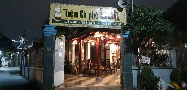 Tiệm cà phê Linh