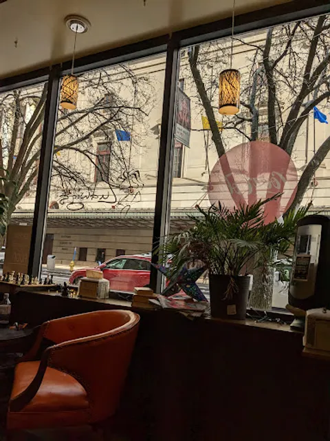 Ludwig's Center Stage Cafe