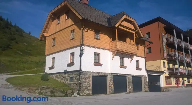 Tauernhaus Apartments