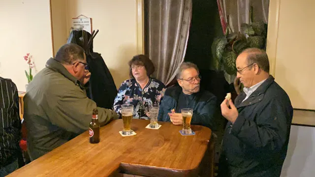 Chez H&F (Bar de la forêt)