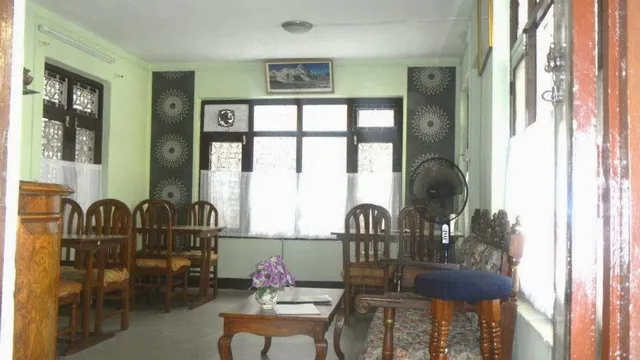 Saan Sarang Korean Restaurant Boudha