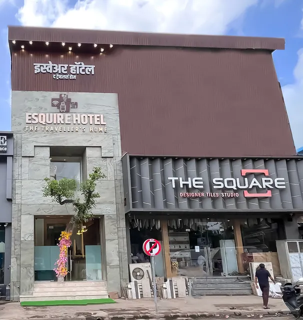 La Comida Restaurant