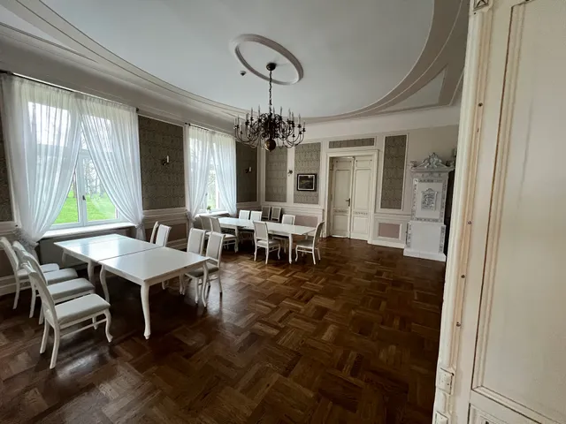 Pałac w Orli - Hotel i Restauracja