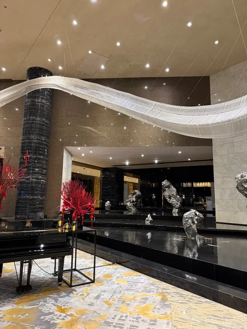 Intercontinental Jing'an-Garage