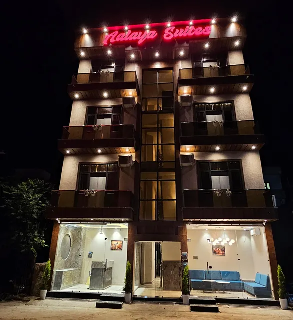 Perfectstayz Aalaya Suites