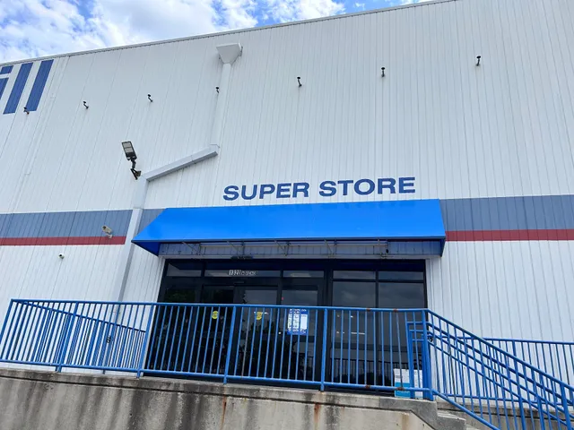 Goodwill Outlet Store