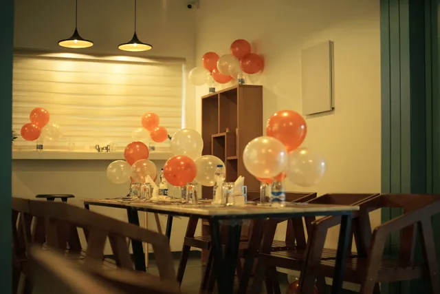 WEST MOUNT COFFEE CLUB CAFÉ