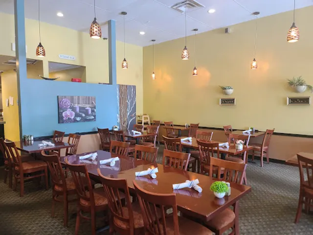 Pom's Thai Restaurant