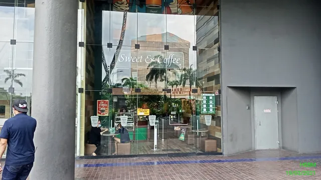 Sweet & Coffee - World Trade Center