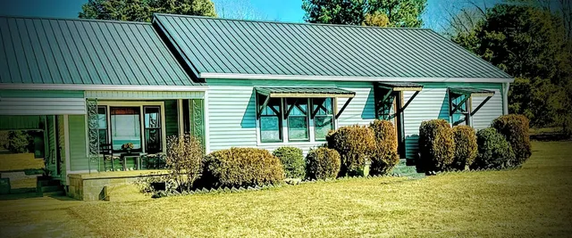 Mama Jeans Pillowville Home