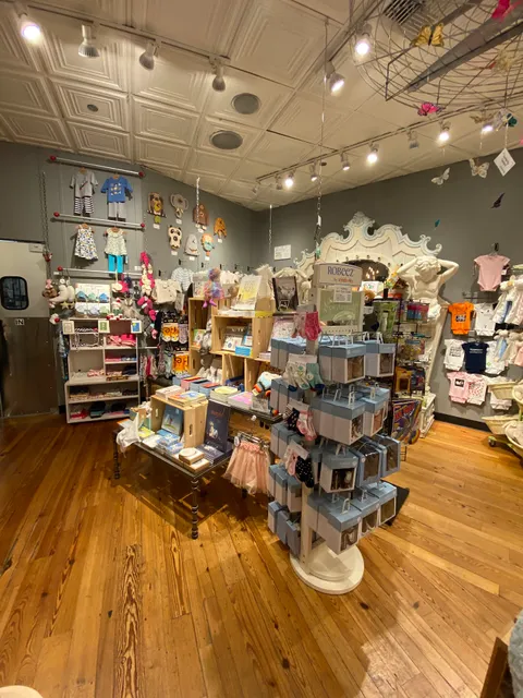 Fireworks Gallery, Westlake Center