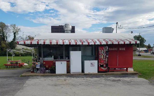 Miss Betty's Magic Wok