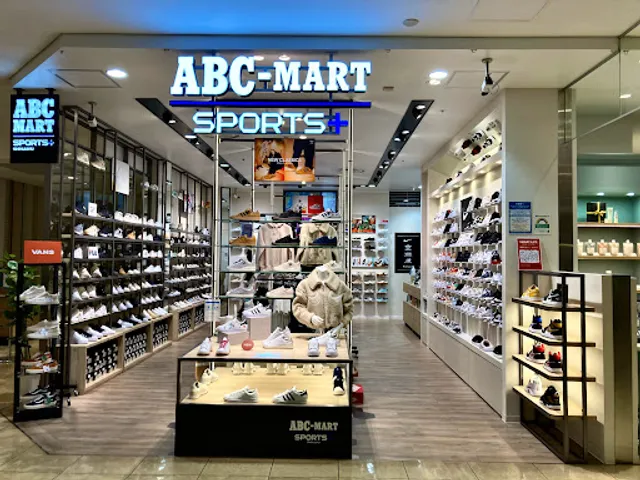 ABC-MART SPORTS+ LUMINE Shinjuku LUMINE 2 Shop