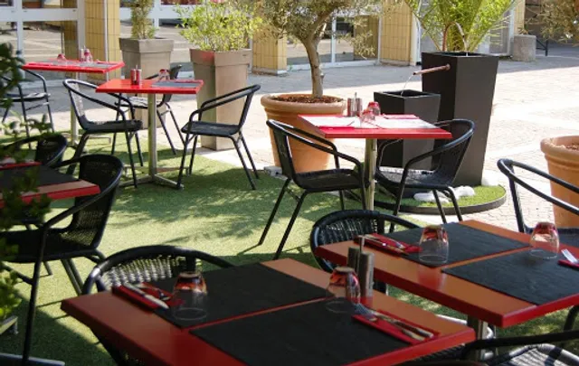 ZEST Urban restaurant