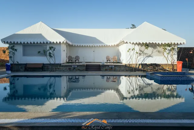Le Royal Camps (Desert Camp in Jaisalmer)