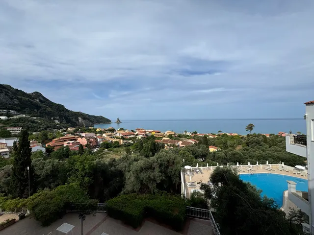 Sunny views & Dreamy sunsets