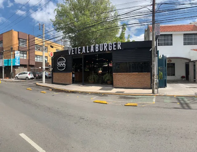 Hamburguesas Pizza Vete a la Burger Querétaro
